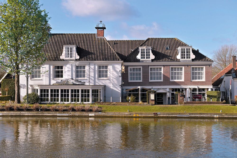 Hotel De Nederlanden